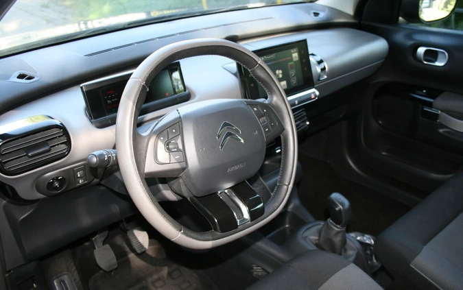 Citroen C4 Cactus cena 37500 przebieg: 60000, rok produkcji 2017 z Warszawa małe 781